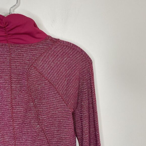 LULULEMON Runderful 1/2-Zip Womens 4 Mini Check Red Berry Rumble Running - Picture 11 of 14